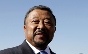 Jean Ping accueilli en héros par la diaspora à Paris