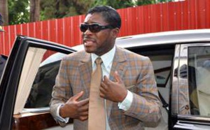 La justice suisse saisit 11 voitures de luxe qui appartiendraient à Teodorin Obiang, le fils du Président de la Guinée Equatoriale