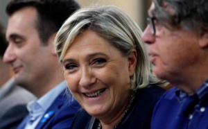 France: Marine Le Pen félicite Trump et espère l'imiter en 2017