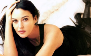 Beaucoup plus sensuelles et attrayantes que les minettes, les femmes de plus de 40 ans sont les plus désirables …