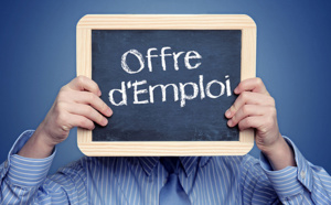 Une jeune dame, technicienne supérieure en réseaux Informatiques et bases de données, cherche emploi 