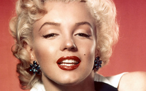 Marilyn Monroe : La mythique robe moulante portée pour chanter « Happy Birthday » au président John F. Kennedy vendue 4,8 millions de dollars... 