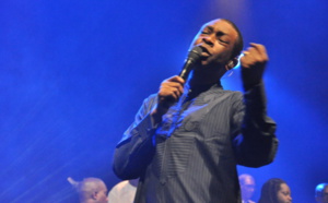 Exclusif : Youssou Ndour explose le Bataclan à guichet fermé. Regardez...