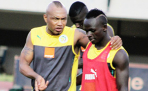  El Hadj Diouf : "Sadio Mané doit pouvoir supporter la pression s’il veut remporter le Ballon d’or africain"