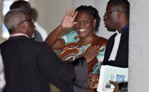 Reprise lundi du procès de Simone Gbagbo avec ses avocats