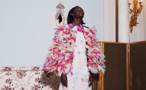  Kiné Diouf, la perle noire des podiums version 5D