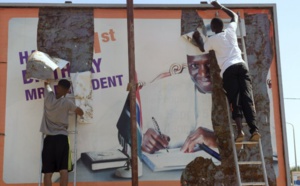 Les chefs d'État d'Afrique de l'Ouest en Gambie pour tenter de désamorcer la crise