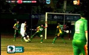 Vidéo: Match de Gala: Revivez les plus beaux gestes techniques d’El Hadj Diouf