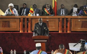Mali : rejet d'une motion de censure.