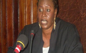 Gambie : Fatoumata Jahumpa Ceesay lâche Jammeh et lui demande de quitter le pouvoir