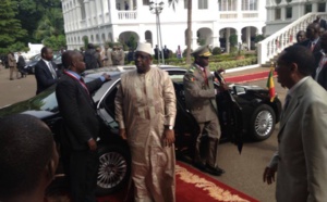 Accueilli en grande pompe: Macky Sall "offre"  60 millions FCfa aux Sénégalais du Mali
