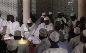 Vidéo- Adama Barro et Macky Sall ont  effectué la prière du vendredi à la Mosquée Omarienne