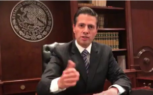 Le président mexicain Peña Nieto condamne le projet de mur de Donald Trump