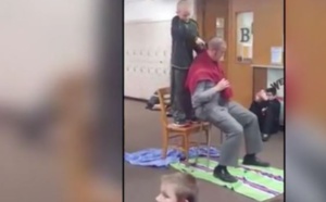 Vidéo-Le principal se fait raser la tête par un élève !