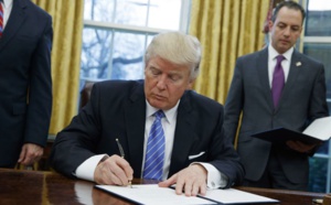 Trump veut se battre après le maintien de la suspension de son décret sur l'immigration 