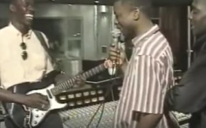 Youssou Ndour, Mbaye Dièye, Viviane Chidid, Gallo Thielo, Jimmy Mbaye et le Super Etoile en version "déconnasse", regardez LOL