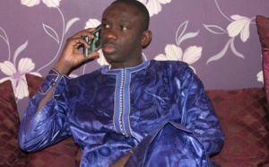 Vidéo – Insolite: Le son « founiouy dadjié » de Pape Diouf sonne au moment de l’enterrement, l’imam lui répond…Regardez!!