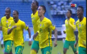 Vidéo: CAN U20: L'Afrique du Sud surprend le Sénégal et mène par 2 buts à 0...Regardez!!