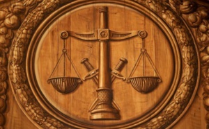 Grande-Bretagne : 21 ans de prison pour avoir violé sa fille homosexuelle