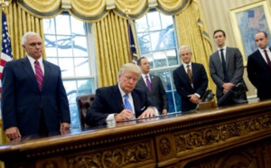 Première contestation en justice du décret Trump sur l'immigration