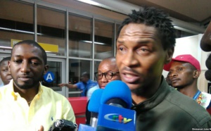 Après sept mois d'absence, Rigobert Song de retour au Cameroun