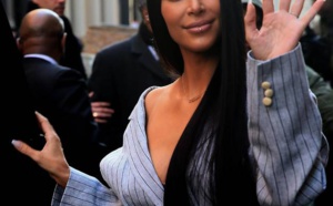 Kim Kardashian, lance sa nouvelle ligne de maquillage intitulée « Dark Star »