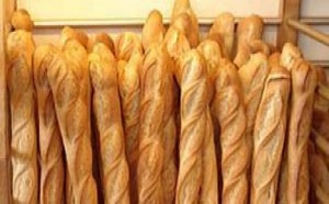 Les consommateurs jubilent, les boulangers réprouvent