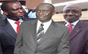 Elections locales à Thiès : Idrissa Seck face à Abdoulaye Diop et Moustapha Sourang