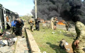 Syrie: Au moins 43 morts dans un attentat contre des civils évacués 