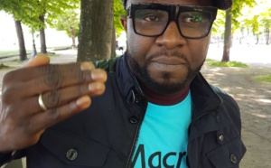 Élection présidentielle française:Dr. Seydou Kanté, soutien de Emmanuel Macronn, s’exprime au micro de Abdoulaye Cissé