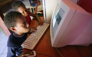 Facebook, whatsapp…  Les enfants font plus de cinq heures en moyenne sur la toile