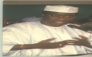 REMERCIEMENTS ADRESSES AUX HOMMES POLITIQUES :Moustapha Sy zappe Idrissa Seck
