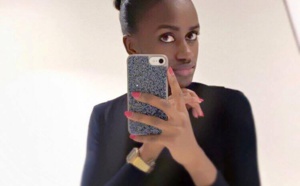 ( 03 Photos ) Aicha Ballago Seck, la petite sœur de Waly Seck très stylée en Mode Selfie AU