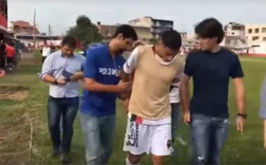 Vol de voitures et arnaque de cartes de crédit: Un joueur brésilien arrêté en plein match