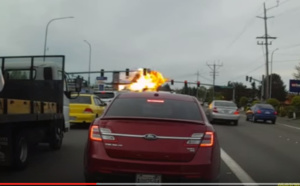  Cette vidéo d’un avion qui se crashe et provoque une énorme explosion, fait le buzz
