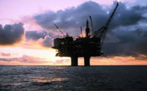 Polémique autour du pétrole, gare à la malédiction