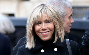 Les premiers pas de Brigitte Macron à l'international