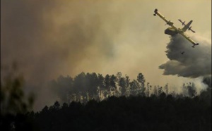 Portugal: Un Canadair s'écrase en luttant contre le feu