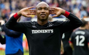 El Hadji Diouf se paye à nouveau Gerrard... et Carragher