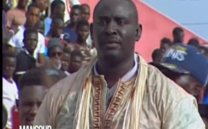 Vidéo – Direct: Baye Mandione Vs Less 2: Regardez le "touss" d'enfer de Baye Mandione