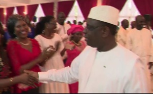 Macky Sall en communion avec les acteurs de la communauté portuaire, des transitaires, commerçantes et autres ambulants. 