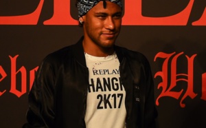 Neymar arrive finalement vendredi à Paris!