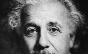 (Vidéo) Dieu existe-t-il ? La réponse de Albert Einstein