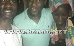 VIDEO: Assane Diouf donne des selfies au...