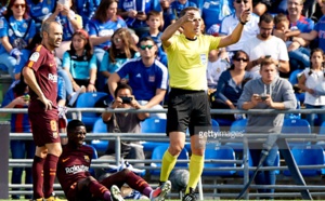 Photos : Ousmane Dembélé, l’attaquant sénégalais du FC Barcelone, blessé lors du match contre Getafe 