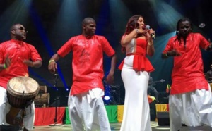 Vidéo : L'entrée spectaculaire de Viviane Chidid à Bercy " No Stress "