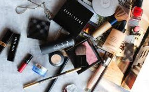 Comment reconnaître des produits cosmétiques périmés?