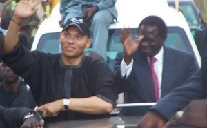 BATAILLES POLITIQUES AU SOMMET Pape Diop tire sur Karim