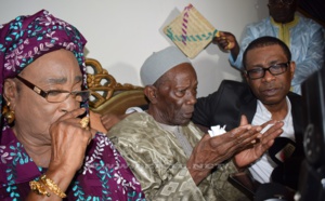 Vidéo :  Accueil triomphal de Youssou Ndour à la maison familiale
