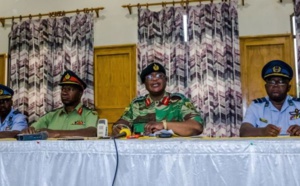 Zimbabwe: l'armée met en garde le pouvoir
